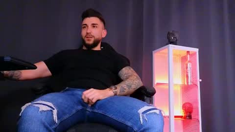 MightyAaron online show from 02/12/25, 05:58