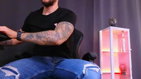 MightyAaron online show from 02/24/25, 07:55