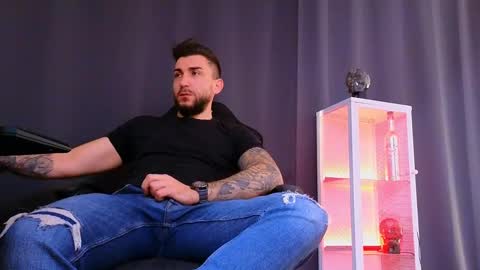 MightyAaron online show from 03/08/25, 07:49