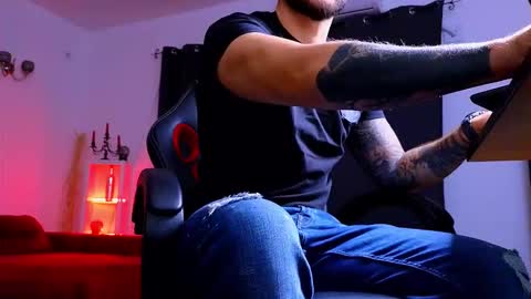 MightyAaron online show from 09/16/25, 01:28