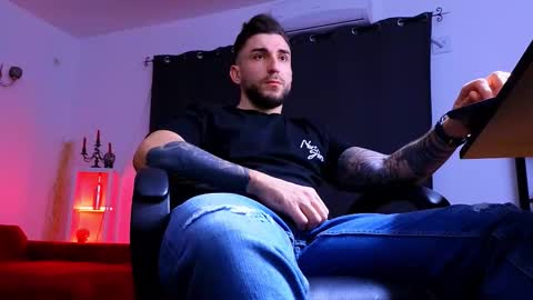 MightyAaron online show from 01/12/26, 05:29