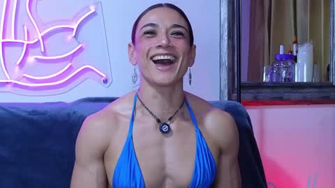 Laura online show from 05/24/26, 12:04