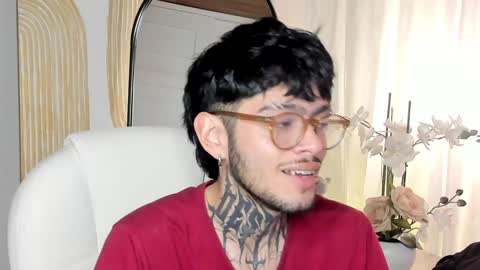 Snapshot of mihailleroy chatting on 01/14/25, 11:37 MIHAIL LEROY finally independent model online show from 01/14/25, 11:37