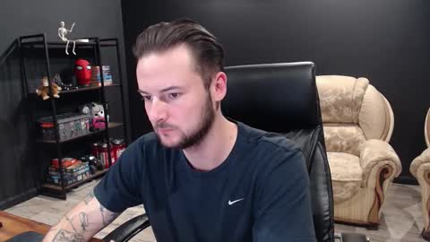 Misha Winchester online show from 11/12/25, 10:48