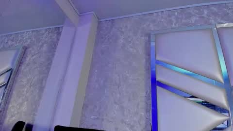 Snapshot of miia02 chatting on 01/08/26, 01:30 MIA 3 online show from 01/08/26, 01:30