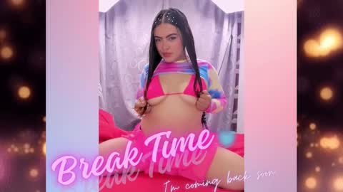 Snapshot of miia__jhonson chatting on 12/26/24, 02:48 MIA online show from 12/26/24, 02:48