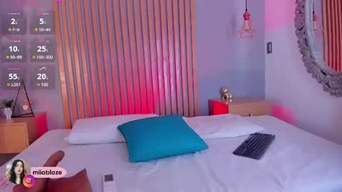 Mia online show from 06/20/26, 11:24