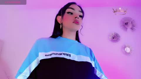   online show from 04/28/26, 02:55