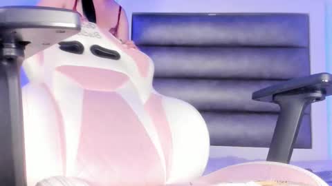 Snapshot of miia_spencer chatting on 03/11/26, 08:53 Mia online show from 03/11/26, 08:53