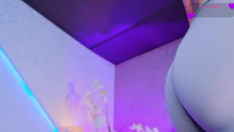 miia_sttone online show from 05/08/26, 04:12