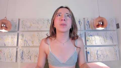 MIIA     online show from 02/05/25, 02:59