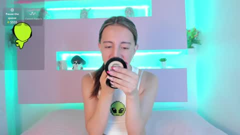 MIIA     online show from 02/07/25, 11:45