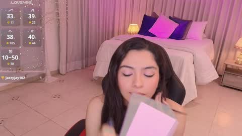 Mia online show from 01/30/25, 03:55