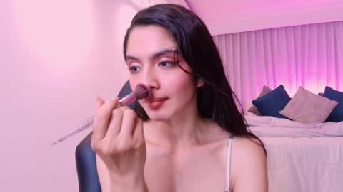 Mia online show from 02/19/25, 07:17