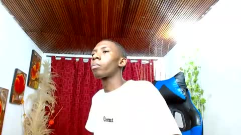 Snapshot of miilo18 chatting on 03/08/26, 02:37 milo online show from 03/08/26, 02:37