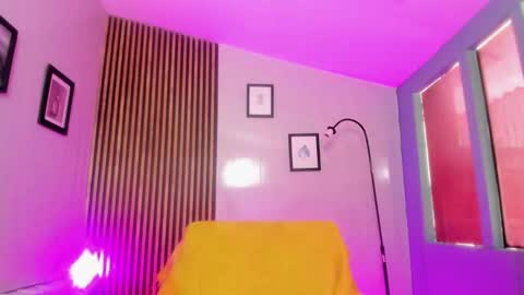 miilu  online show from 01/11/26, 04:01