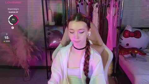 Snapshot of miiss_jessica chatting on 02/06/26, 01:32 Jessica online show from 02/06/26, 01:32