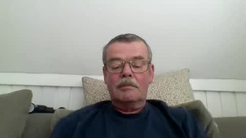 mikael42 online show from 04/21/26, 12:55