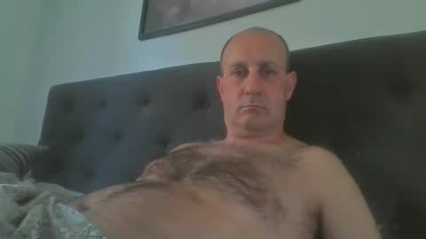 mikael_r52 online show from 05/18/26, 06:41