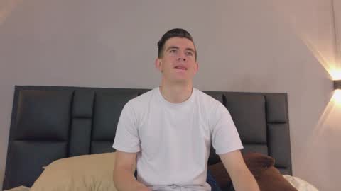 mikael online show from 05/02/26, 03:11