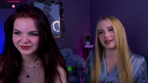 Snapshot of mikameovv chatting on 01/16/26, 08:35 Mika online show from 01/16/26, 08:35