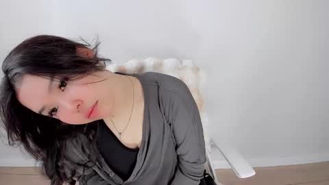 mikasssu online show from 05/12/26, 08:11