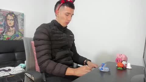 mike3xxx online show from 11/01/25, 08:05