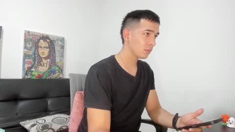 mike3xxx online show from 11/19/25, 10:54