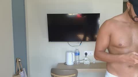 Snapshot of mike4fun99 chatting on 12/22/25, 02:30 mike online show from 12/22/25, 02:30