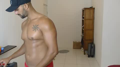 Snapshot of mike4fun99 chatting on 01/16/26, 01:53 mike online show from 01/16/26, 01:53