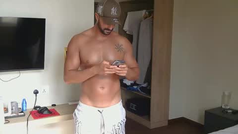 Snapshot of mike4fun99 chatting on 02/27/26, 01:49 mike online show from 02/27/26, 01:49