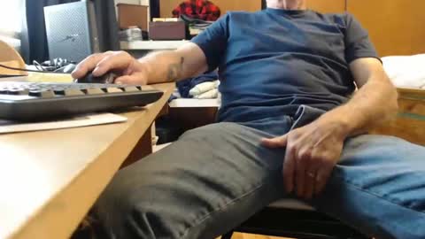 mike694fun online show from 11/17/25, 03:07