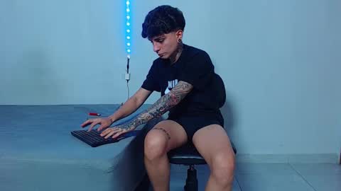 Mike IMDEPENDIENT MODEL online show from 10/25/25, 02:41