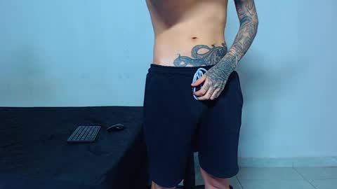 Snapshot of mike777jr chatting on 04/19/26, 02:16 Mike IMDEPENDIENT MODEL online show from 04/19/26, 02:16