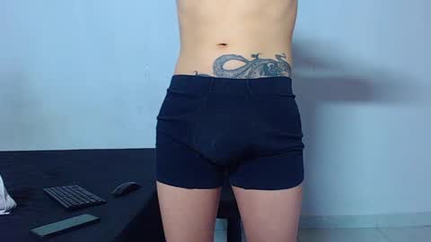 Snapshot of mike777jr chatting on 05/04/26, 01:40 Mike IMDEPENDIENT MODEL online show from 05/04/26, 01:40