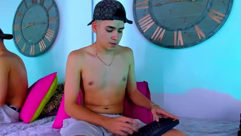 Mike 0233 online show from 12/21/24, 07:45