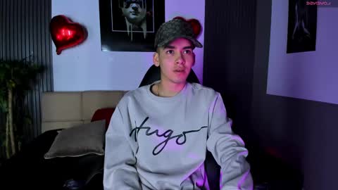 Mike 0233 online show from 02/25/25, 04:24