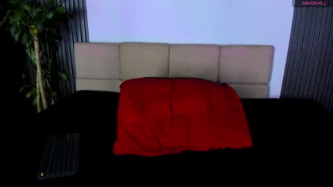 Mike 0233 online show from 02/25/25, 07:31