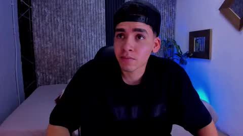 Mike 0233 online show from 10/11/25, 04:22