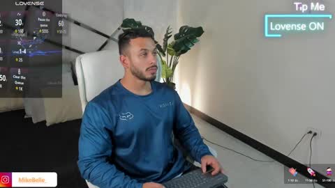 Mike Belle online show from 02/11/25, 07:59