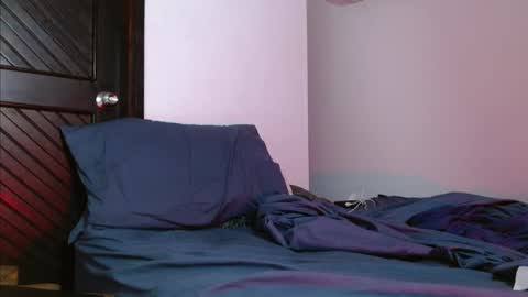 Snapshot of mike_d1030 chatting on 02/06/25, 04:31 mike_d1030 online show from 02/06/25, 04:31