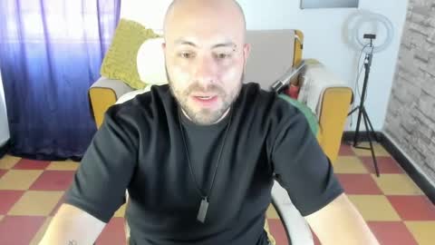 Snapshot of mike_lover_ chatting on 07/14/26, 07:30 mike lover online show from 07/14/26, 07:30