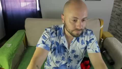 Snapshot of mike_lover_ chatting on 07/16/26, 07:31 mike lover online show from 07/16/26, 07:31