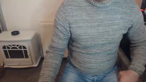 Snapshot of mike_master30 chatting on 12/09/24, 10:11 MikeMaster online show from 12/09/24, 10:11