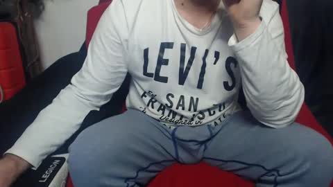 Snapshot of mike_master30 chatting on 01/09/25, 07:52 MikeMaster online show from 01/09/25, 07:52