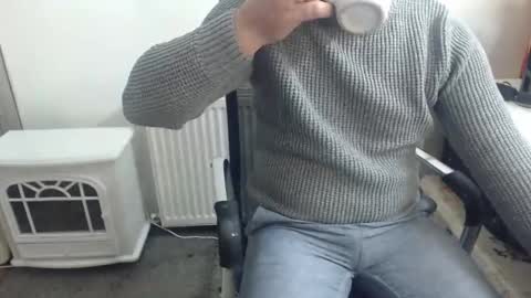 Snapshot of mike_master30 chatting on 02/28/25, 09:15 MikeMaster online show from 02/28/25, 09:15