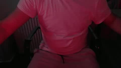 Snapshot of mike_master30 chatting on 03/20/26, 07:13 MikeMaster online show from 03/20/26, 07:13