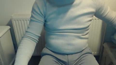 Snapshot of mike_master30 chatting on 04/05/26, 10:23 MikeMaster online show from 04/05/26, 10:23