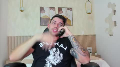 Snapshot of mike_montoya chatting on 10/09/25, 10:08 Mike Montoya online show from 10/09/25, 10:08