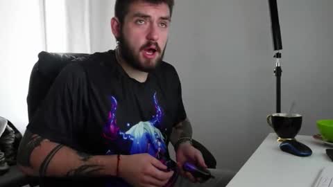 MIKE PLATANO online show from 10/01/25, 01:28